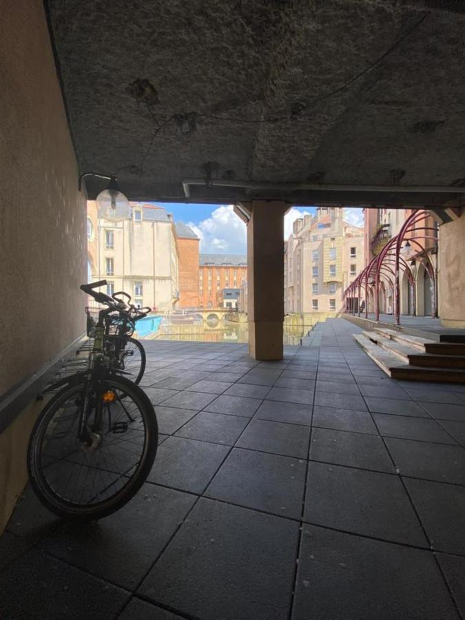 Romantique "Comme A Venise" Au Bord De L'Eau Avec Parking Metz Luaran gambar